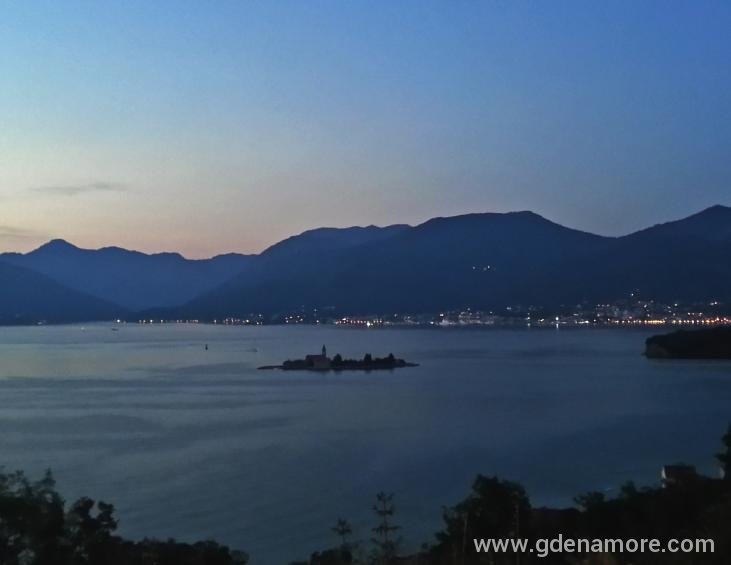 Kaludjerovina, Tivat, Smestaj, Letovanje, Crna Gor